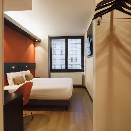 De Noailles Szálloda 3*