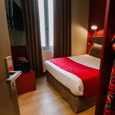 De Noailles Szálloda 3*