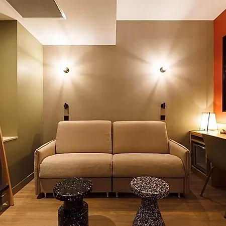 Hotel De Noailles