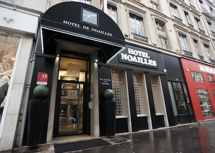 De Noailles 3*