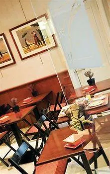 De Noailles Hotel 3*