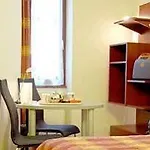 Hotel De Noailles 3*