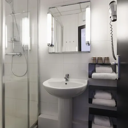 De Noailles Hotel