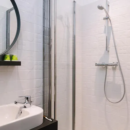 Hotel De Noailles 3*